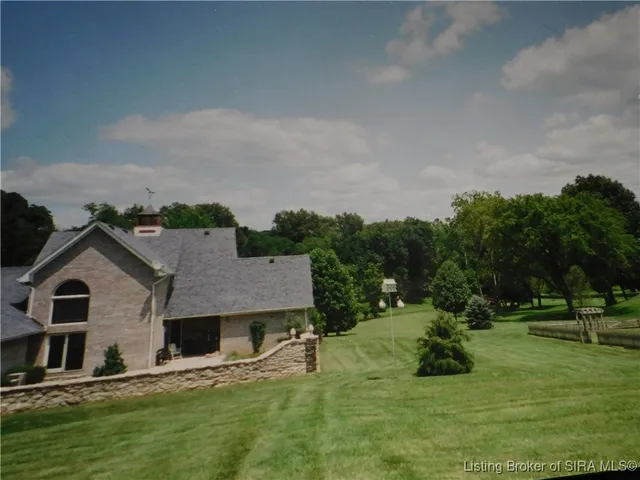 $775,000 | 2620 West Cody Road, Salem, IN 47167