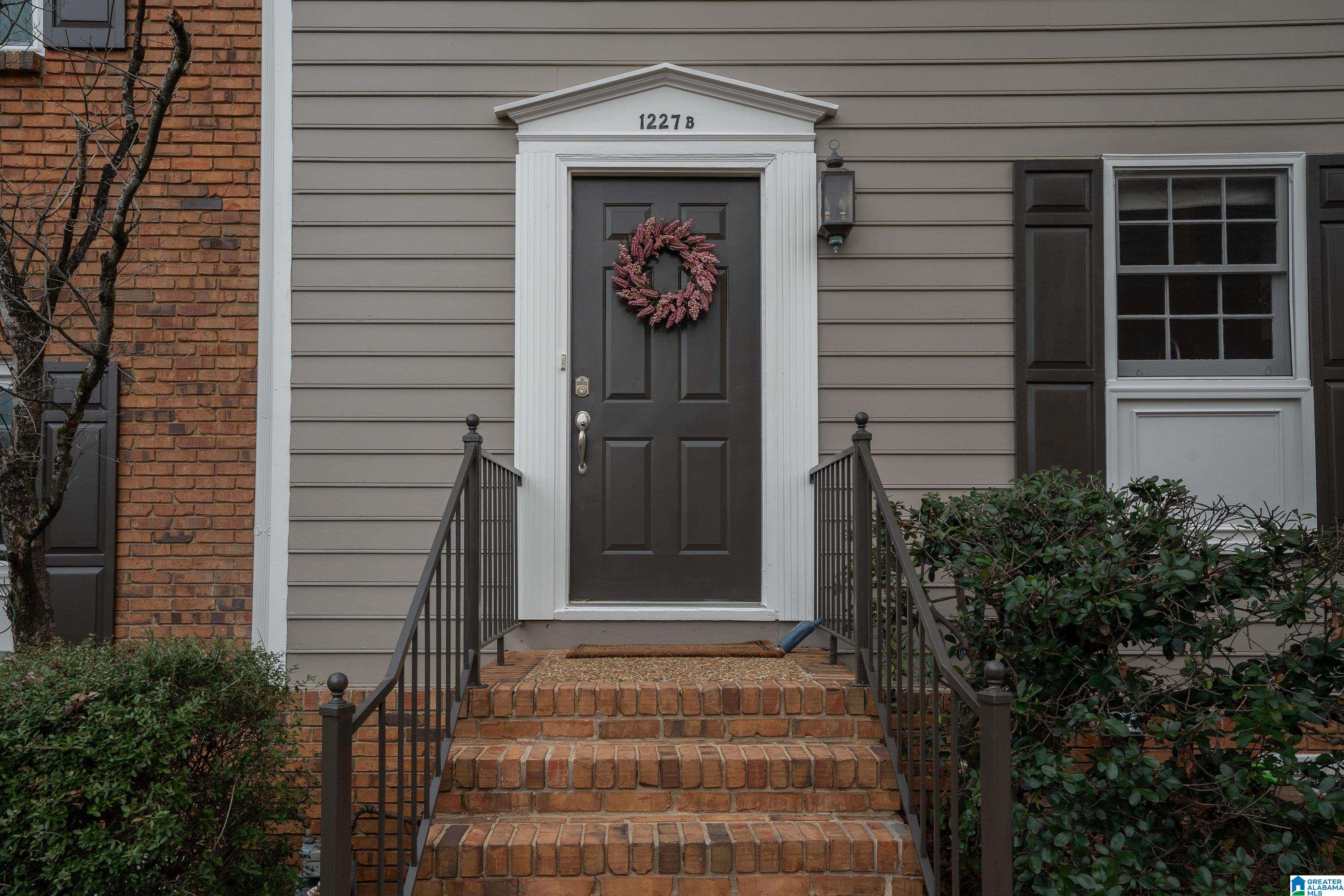 1227 33rd Street South, Unit B Birmingham, AL 35205 - Photo 3 of 64