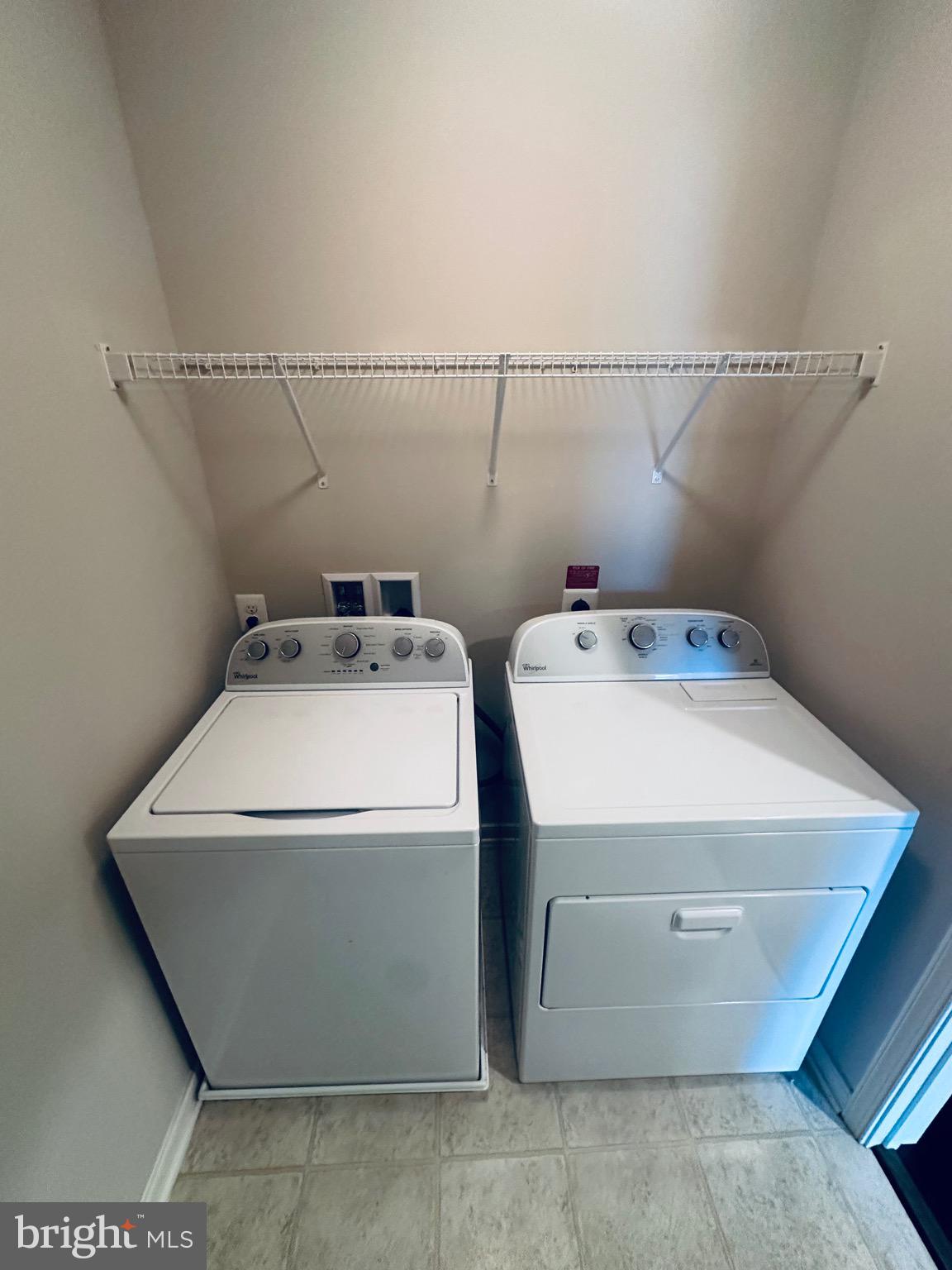 25576 Tolar Square Chantilly, VA 20152 - Photo 39 of 55 a utility room with dryer and washer