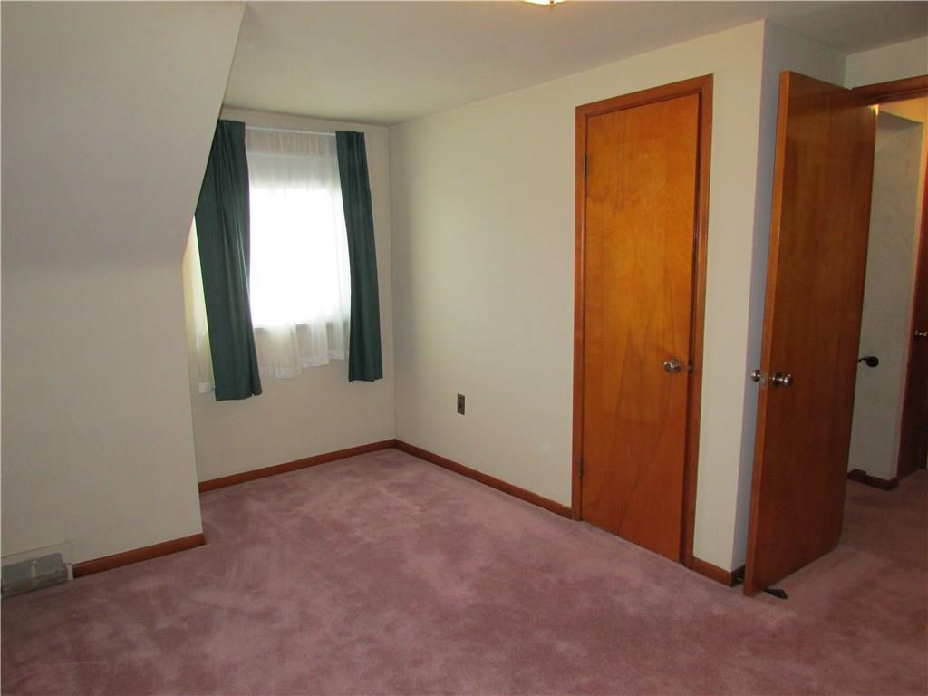 1109 Broughton Road Pittsburgh, PA 15236 - Photo 13 of 25 Gallery Image 13