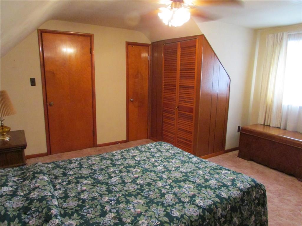 1109 Broughton Road Pittsburgh, PA 15236 - Photo 15 of 25 Gallery Image 15