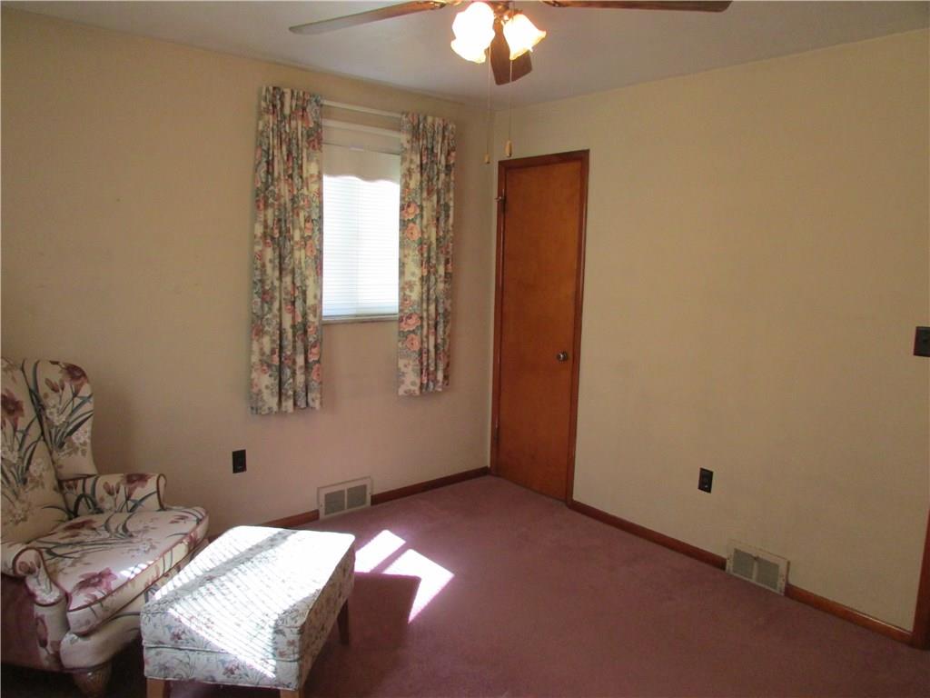 1109 Broughton Road Pittsburgh, PA 15236 - Photo 9 of 25 Gallery Image 9