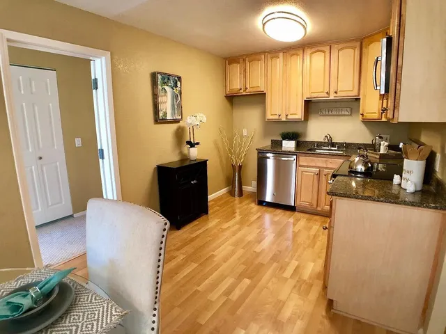 $2,200 | 1700 Civic Center Drive, Santa Clara, CA 95050