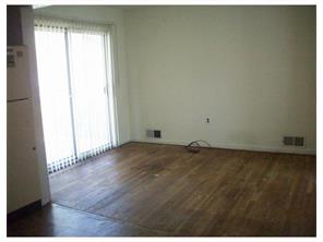 389 Ocean Keyport, NJ 07735 - Photo 6 of 10 Den/Family/Great Room.