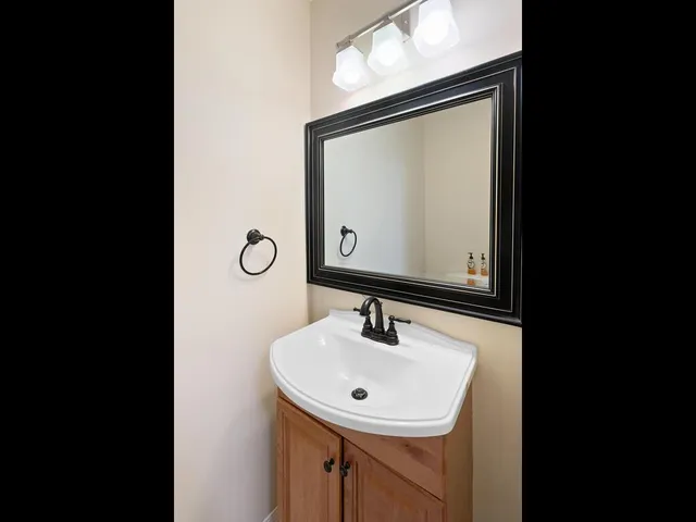 $219,000 | 1917 Jan Echo Trail, Eagan, MN 55122