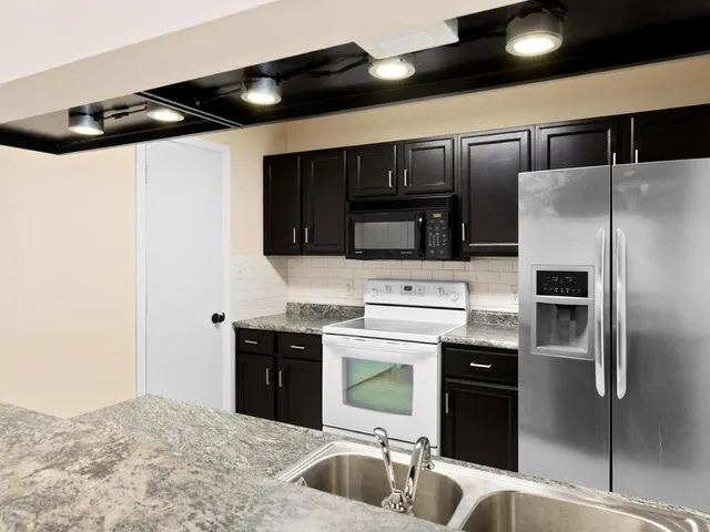 $219,000 | 1917 Jan Echo Trail, Eagan, MN 55122