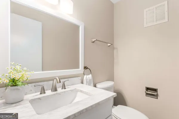 $3,000 | 510 East Ponce De Leon Avenue, Unit J, Decatur, GA 30030