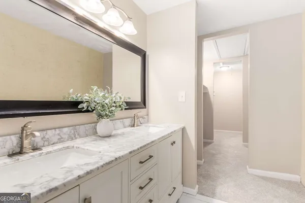 $3,000 | 510 East Ponce De Leon Avenue, Unit J, Decatur, GA 30030