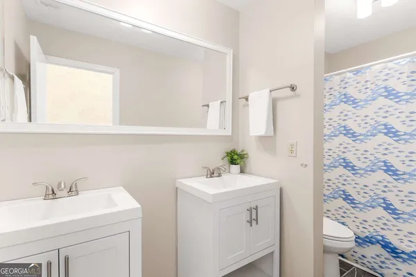 $3,000 | 510 East Ponce De Leon Avenue, Unit J, Decatur, GA 30030