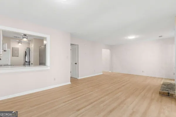 $3,000 | 510 East Ponce De Leon Avenue, Unit J, Decatur, GA 30030