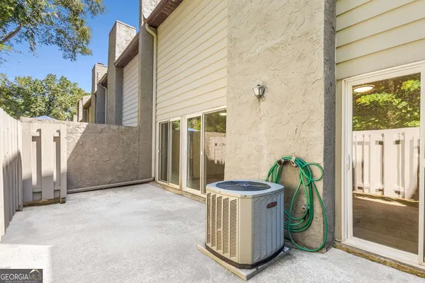 $3,000 | 510 East Ponce De Leon Avenue, Unit J, Decatur, GA 30030