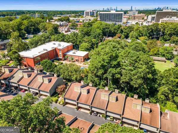 $3,000 | 510 East Ponce De Leon Avenue, Unit J, Decatur, GA 30030