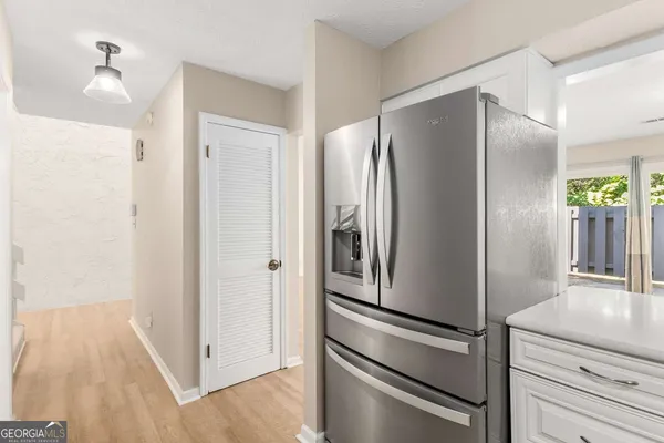 $3,000 | 510 East Ponce De Leon Avenue, Unit J, Decatur, GA 30030