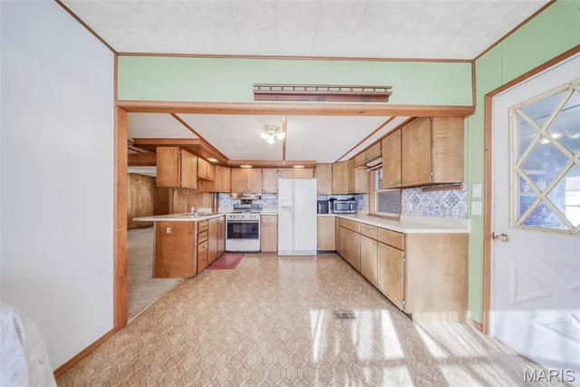 $315,000 | 36395 Highway 72, Salem, MO 65560