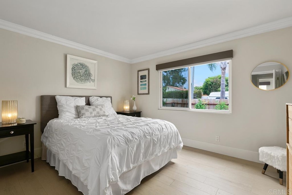 712 Calle Regal Encinitas, CA 92024 - Photo 18 of 33