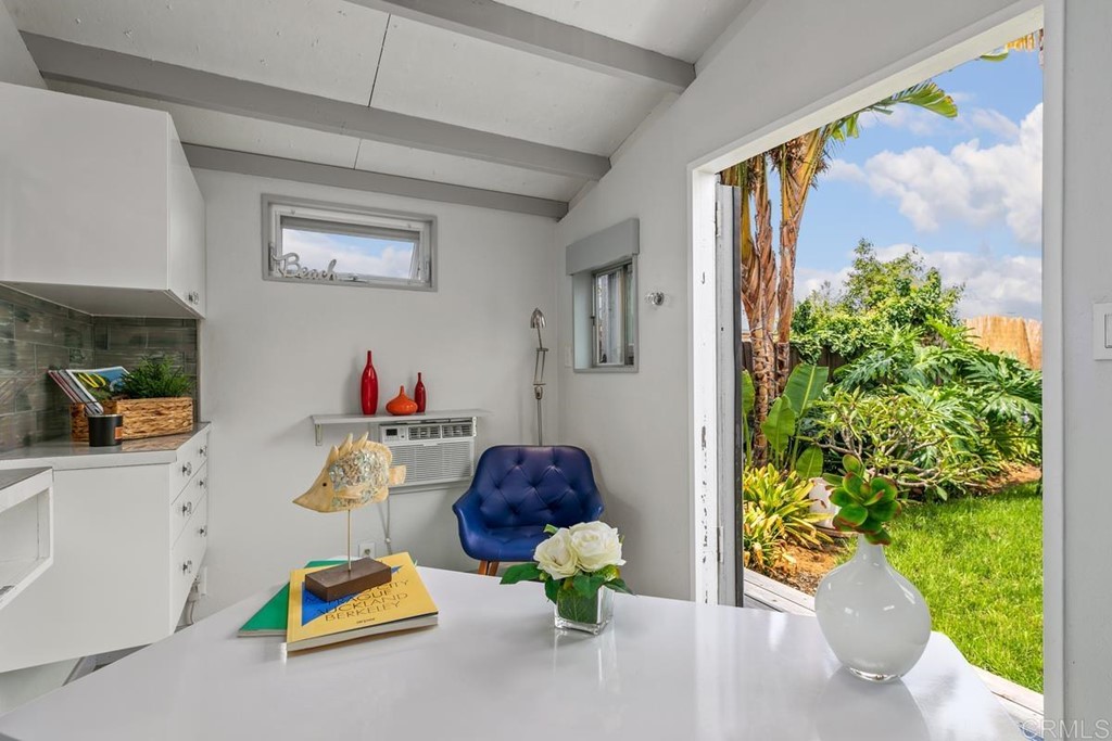 712 Calle Regal Encinitas, CA 92024 - Photo 30 of 33