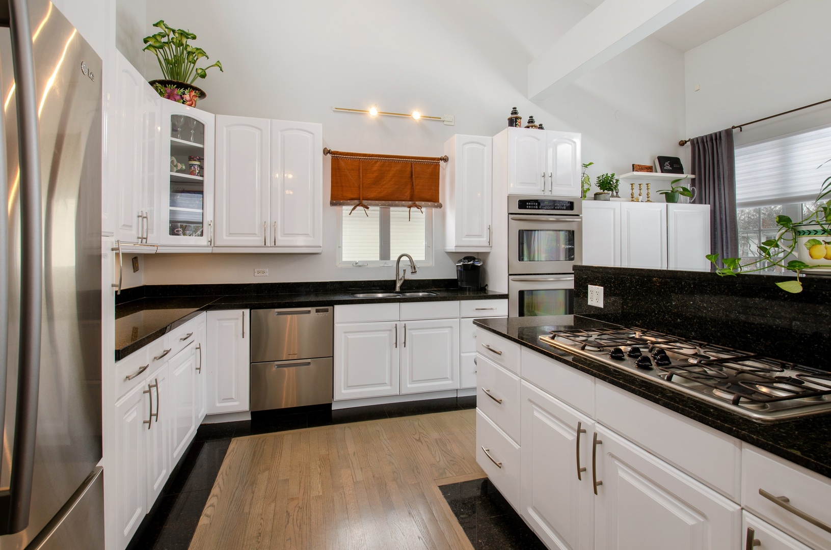116 Mulberry Road Deerfield, IL 60015 - Photo 4 of 18