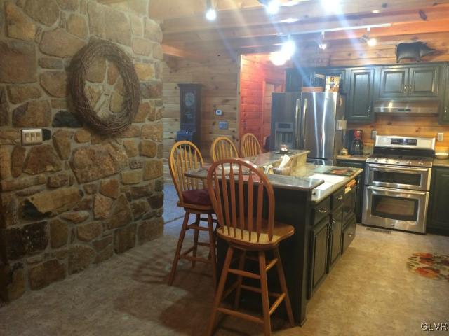 3150 Chestnut Hill Road Emmaus, PA 18049 - Photo 8 of 44 Gallery Image 8