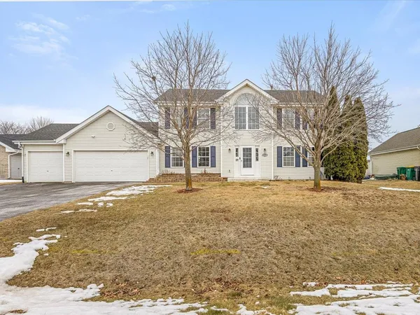 $360,000 | 10853 Lemon Grass Lane, Roscoe, IL 61073