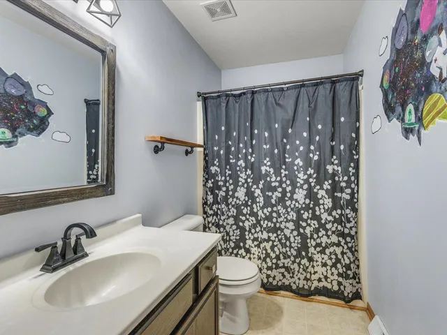 $365,000 | 10853 Lemon Grass Lane, Roscoe, IL 61073