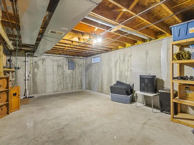 $365,000 | 10853 Lemon Grass Lane, Roscoe, IL 61073