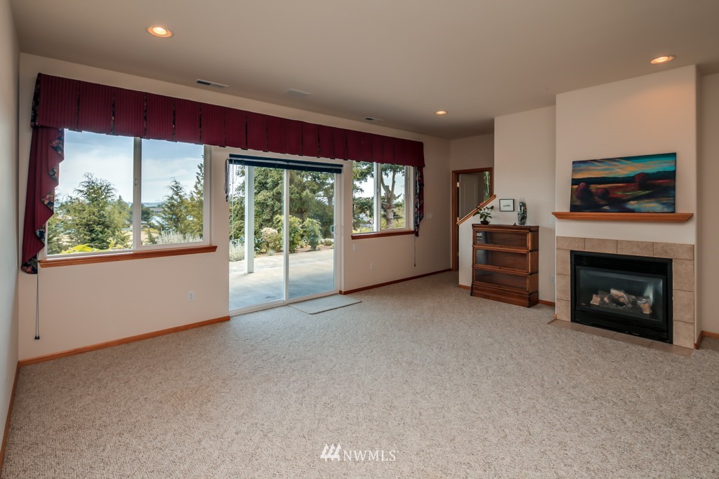 8190 Comox Road Birch Bay, WA 98230 - Photo 14 of 23 Gallery Image 14