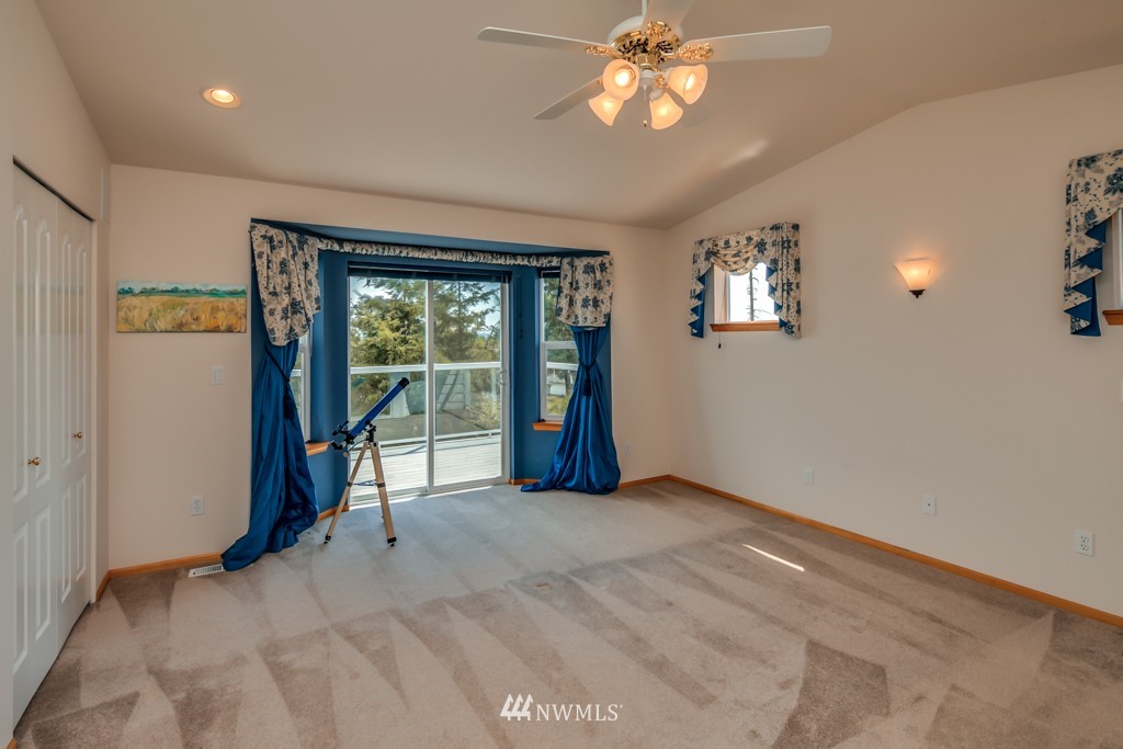 8190 Comox Road Birch Bay, WA 98230 - Photo 9 of 23 Gallery Image 9