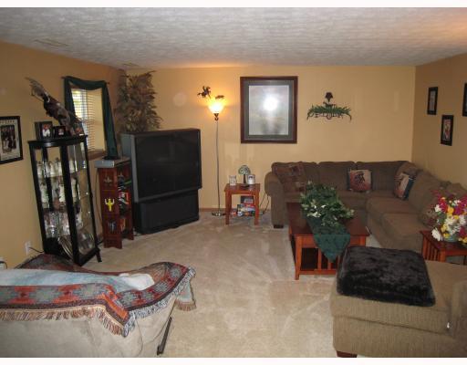 285 Heimann Road Latrobe, PA 15650 - Photo 3 of 8 Den/Family/Great Room.