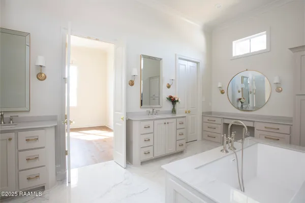 $1,169,999 | 200 Castle Vine Way, Lafayette, LA 70508