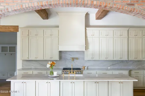 $1,189,999 | 200 Castle Vine Way, Lafayette, LA 70508