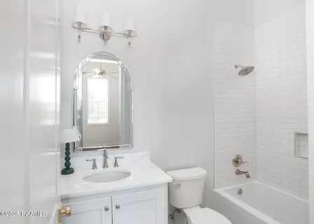 $1,125,000 | 200 Castle Vine Way, Lafayette, LA 70508