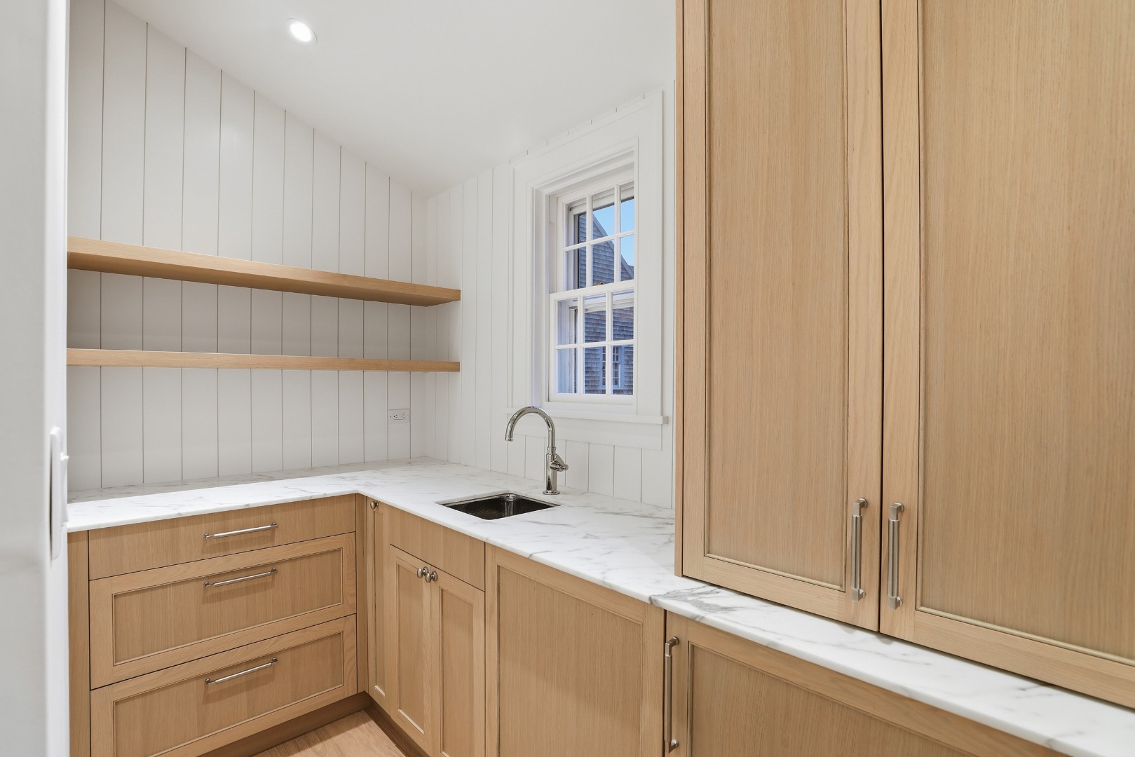 10 Silver Street Nantucket, MA 02554 - Photo 15 of 72