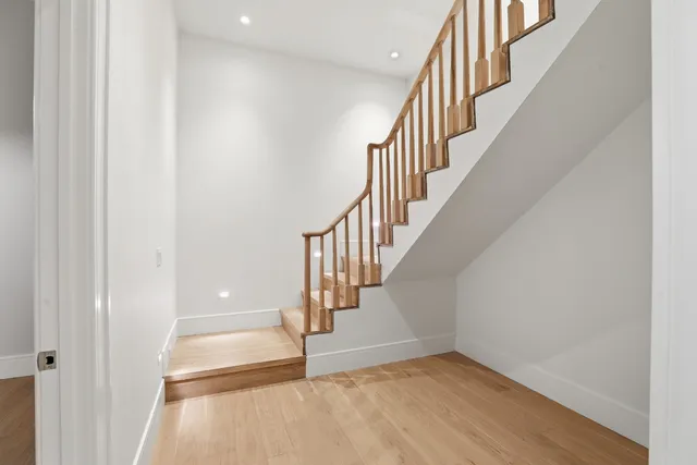 $6,995,000 | 10 Silver Street, Nantucket, MA 02554