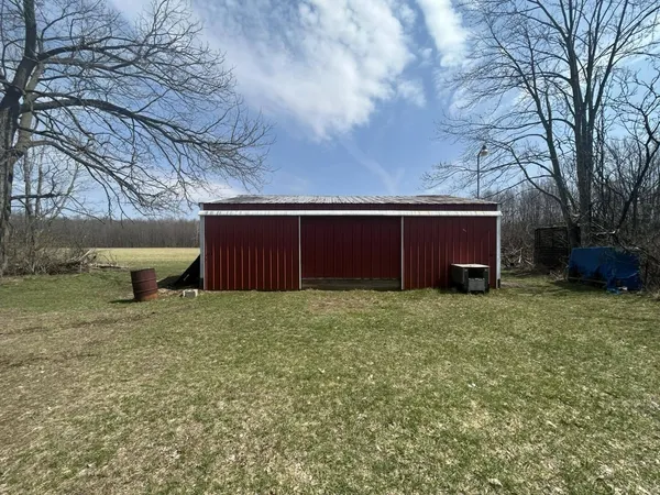 $299,900 | 6551 Brown Road, Jonesville, MI 49250