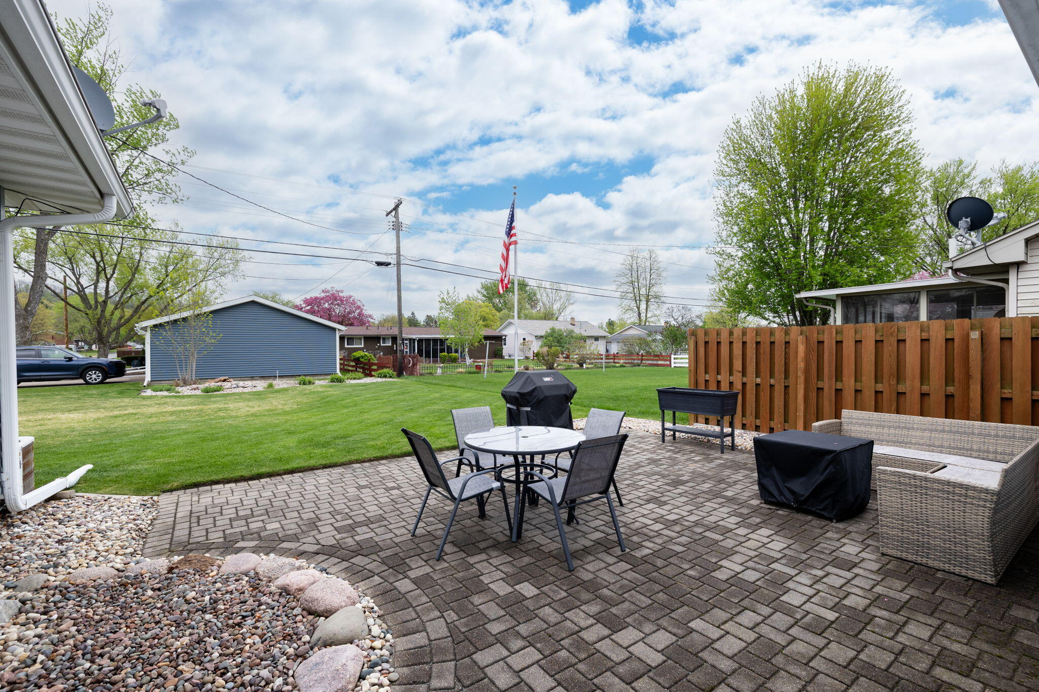 1102 Lake Street Onalaska, WI 54650 - Photo 20 of 25 Backyard Patio