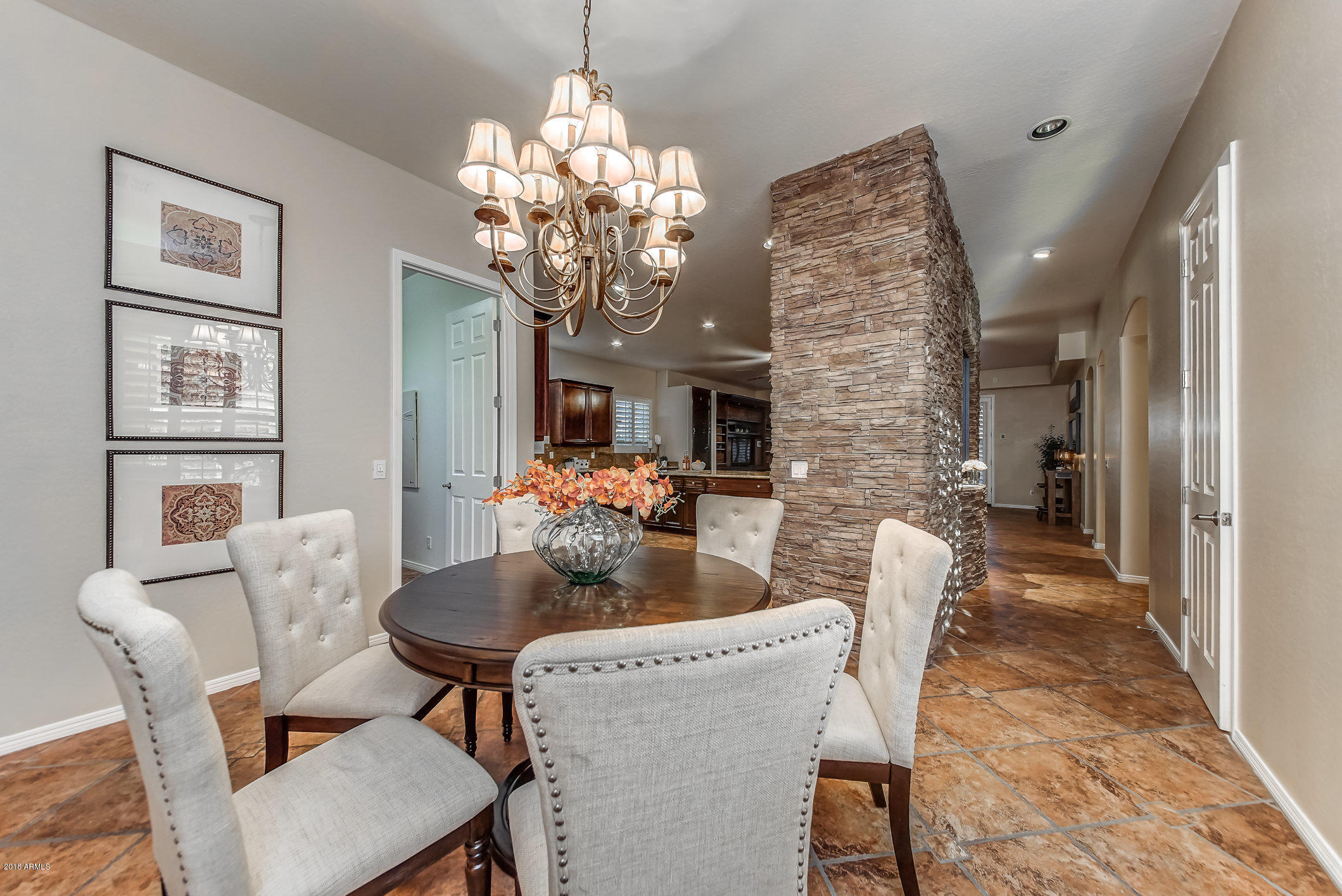 4657 East Reins Road Gilbert, AZ 85297 - Photo 31 of 95 217-BreakfastNook_2