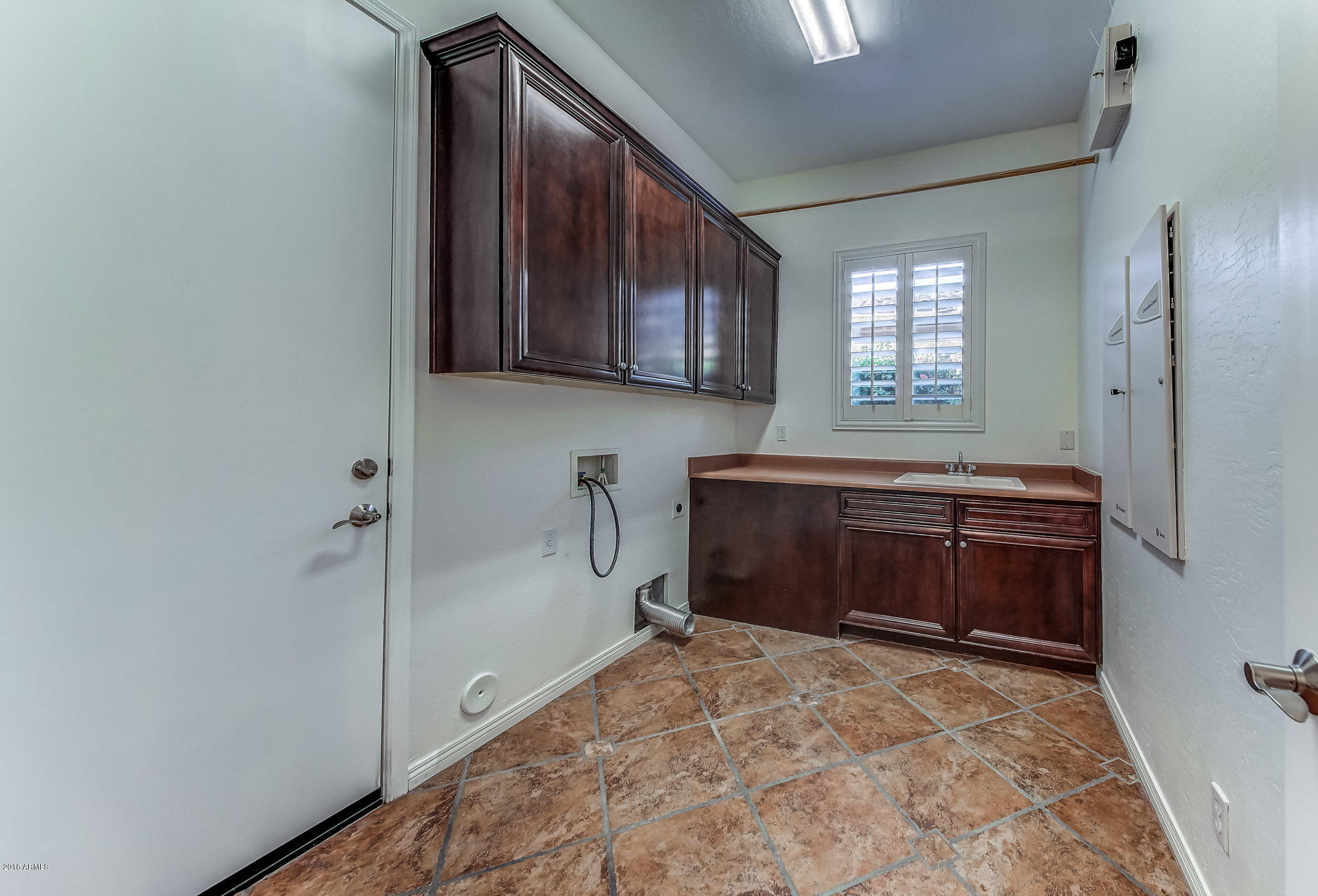 4657 East Reins Road Gilbert, AZ 85297 - Photo 32 of 95 218-Laundry
