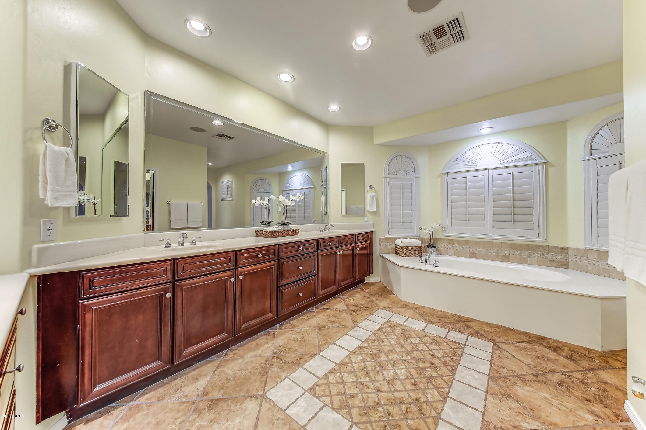4657 East Reins Road Gilbert, AZ 85297 - Photo 48 of 95 234-MasterBath_2