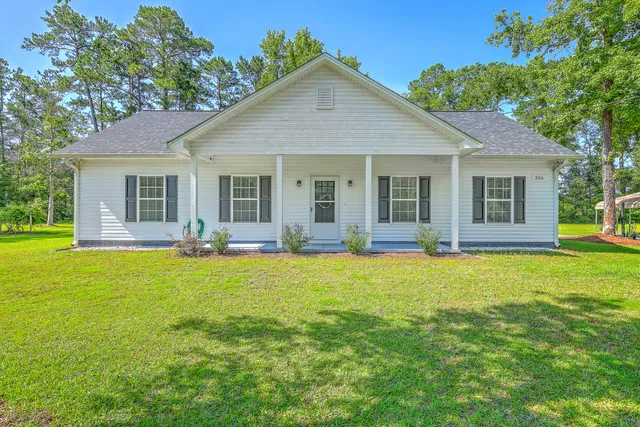 $395,000 | 326 Turner Lane, Round O, SC 29474