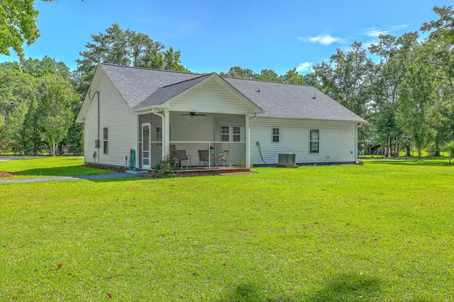 $395,000 | 326 Turner Lane, Round O, SC 29474