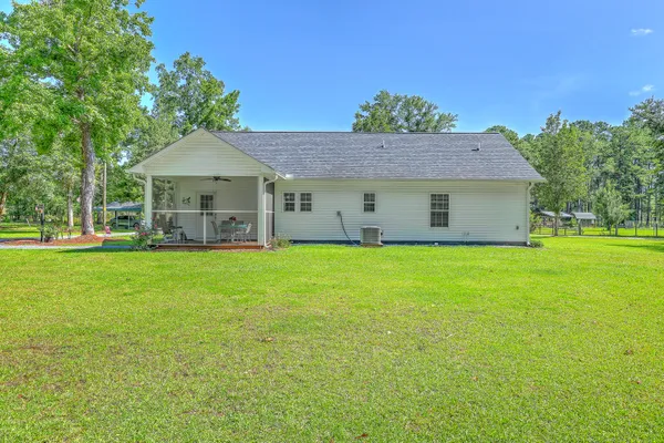 $395,000 | 326 Turner Lane, Round O, SC 29474