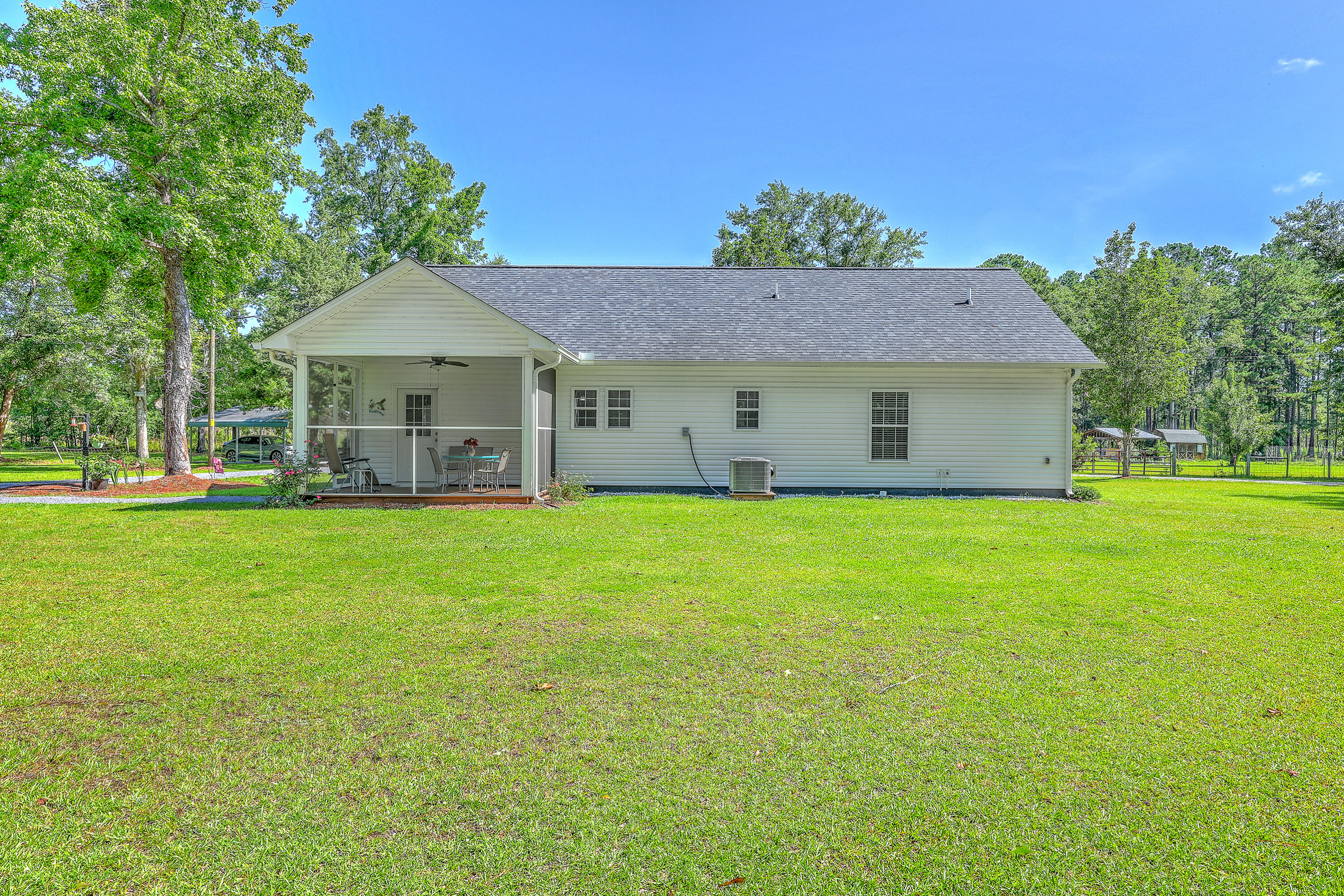 326 Turner Lane Round O, SC 29474 - Photo 27 of 46 ZYN_1265_66_67_68_69_70_71