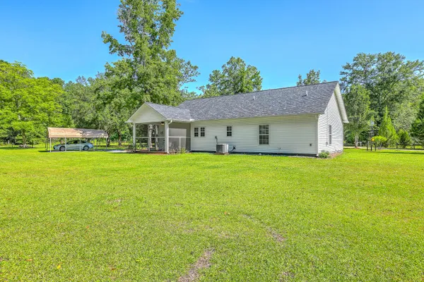 $395,000 | 326 Turner Lane, Round O, SC 29474