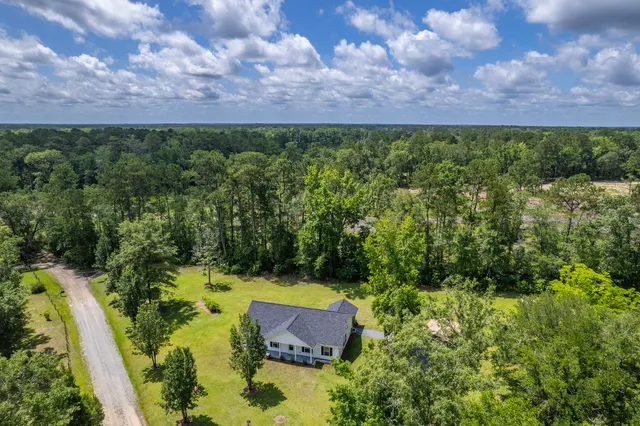 $395,000 | 326 Turner Lane, Round O, SC 29474
