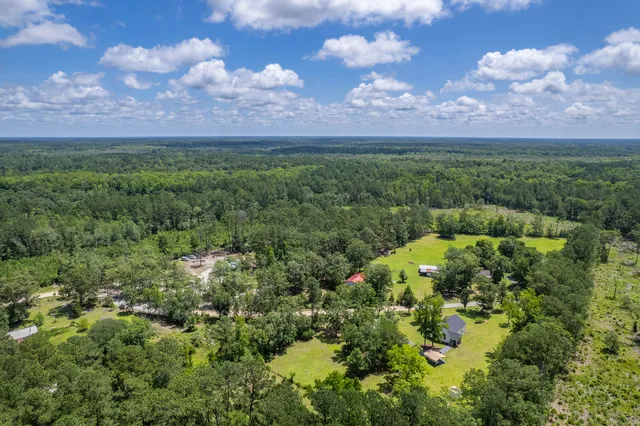 $395,000 | 326 Turner Lane, Round O, SC 29474