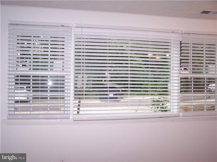 810 North Forklanding Road, Unit 301 Maple Shade, NJ 08052 - Photo 5 of 15