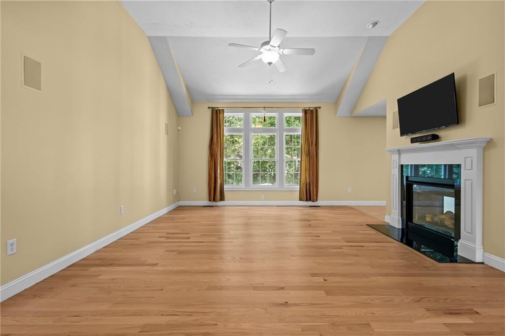 125 W Road Cumberland, RI 02864 - Photo 12 of 39 Gallery Image 12