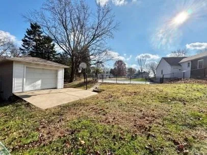 $2,400 | 616 Sandy Hill Road, Irwin, PA 15642