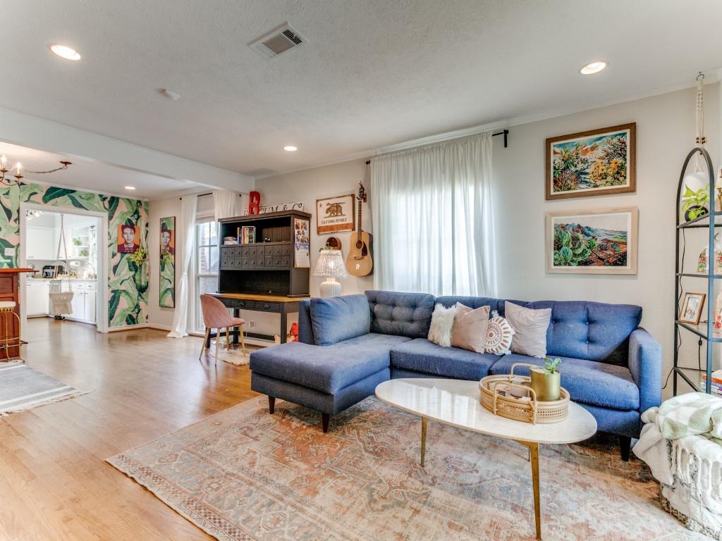 9443 Waterview Road Dallas, TX 75218 - Photo 3 of 34