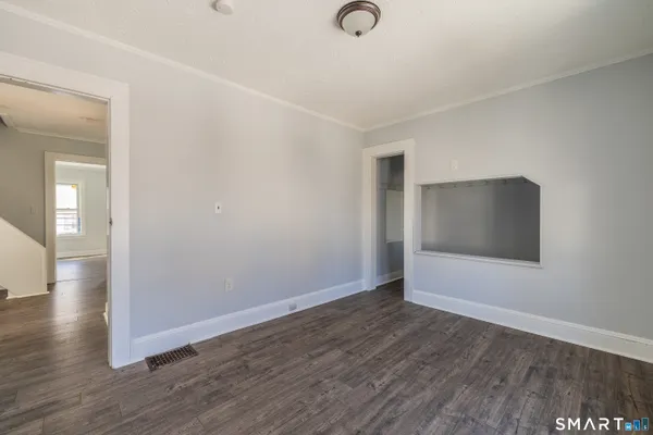 $3,000 | 92 Herkimer Street, Bridgeport, CT 06604